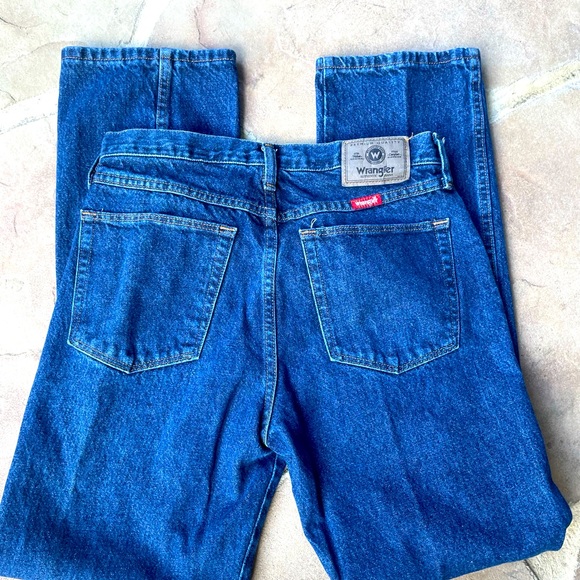 Wrangler, Blue Jeans, Size 32 x 32 - Picture 2 of 4